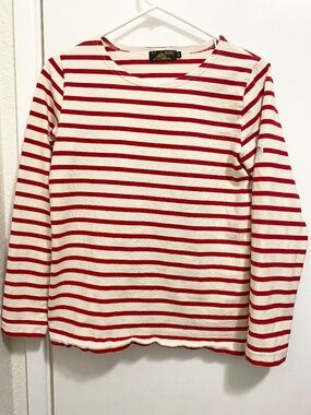 Le Mont St Michel Size XS  Women’s Red Stripe Long Sleeves.